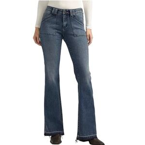 Silver Jeans Suki Curvy Fit Mid Rise Flare Leg Released Hem Blue Jean Sz 32W 31L